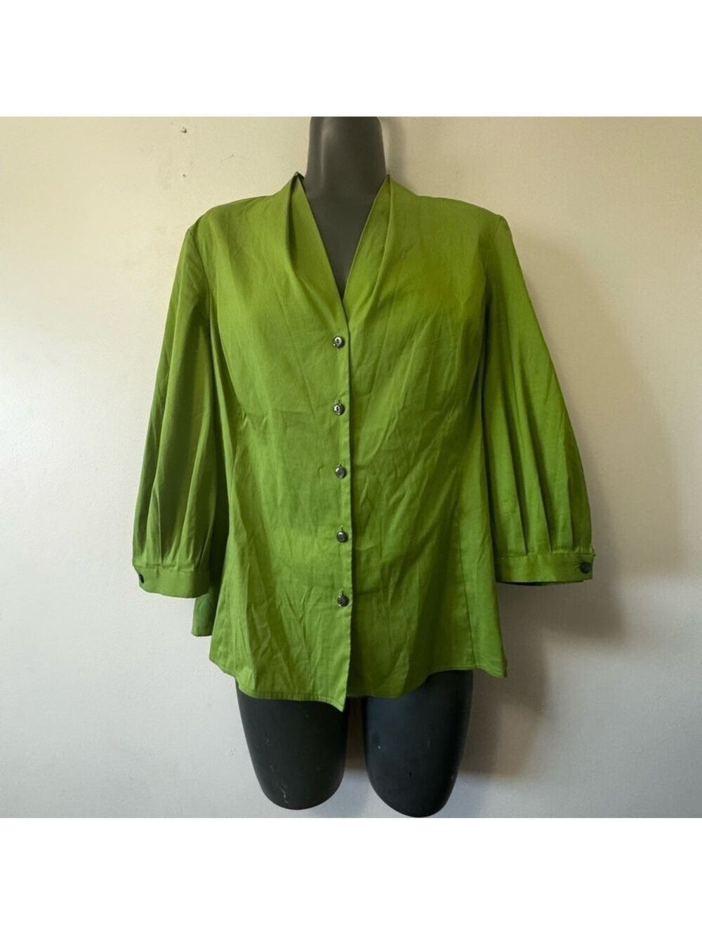 Talbots Classic Green Button-Up Blouse size 10